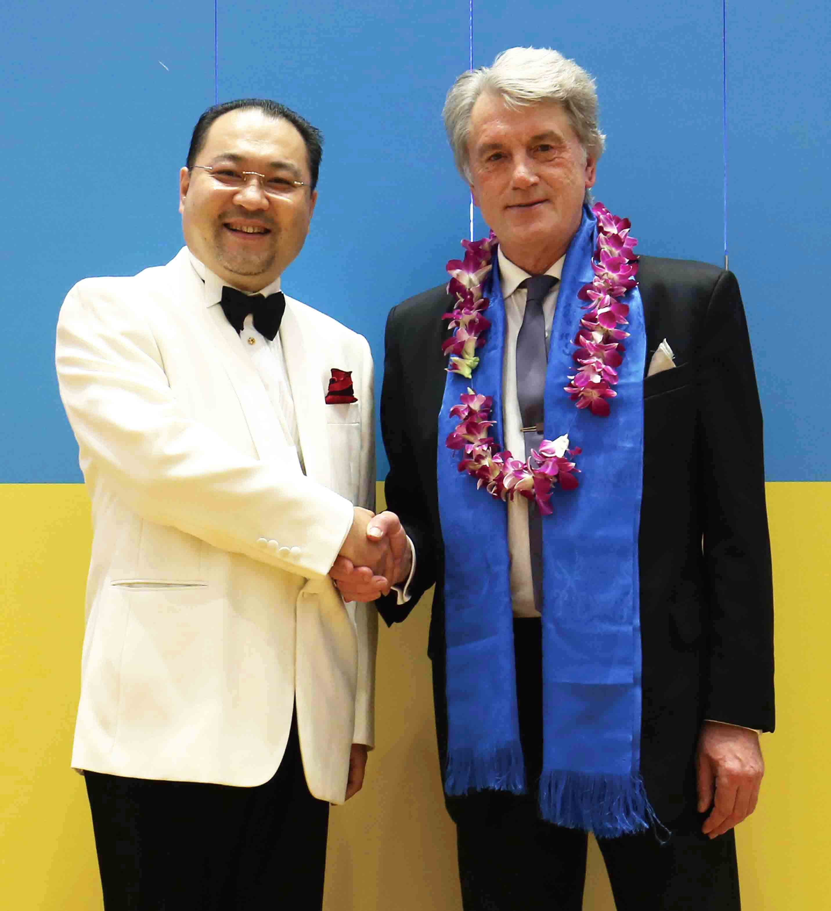 烏克蘭前總統(tǒng) 維克多·安德烈耶維奇·優(yōu)先科閣下