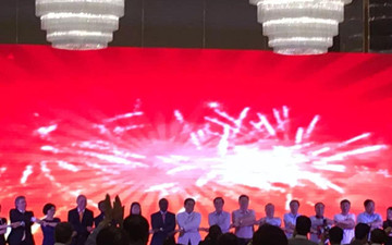 太和木作關毅拜會肯尼亞副總統卡隆佐：交流中國文化 贈送《木藝